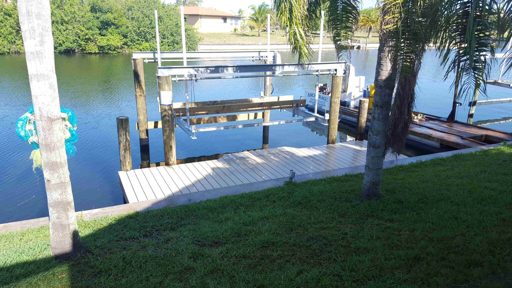 Boatlift Types Anchorage Docks